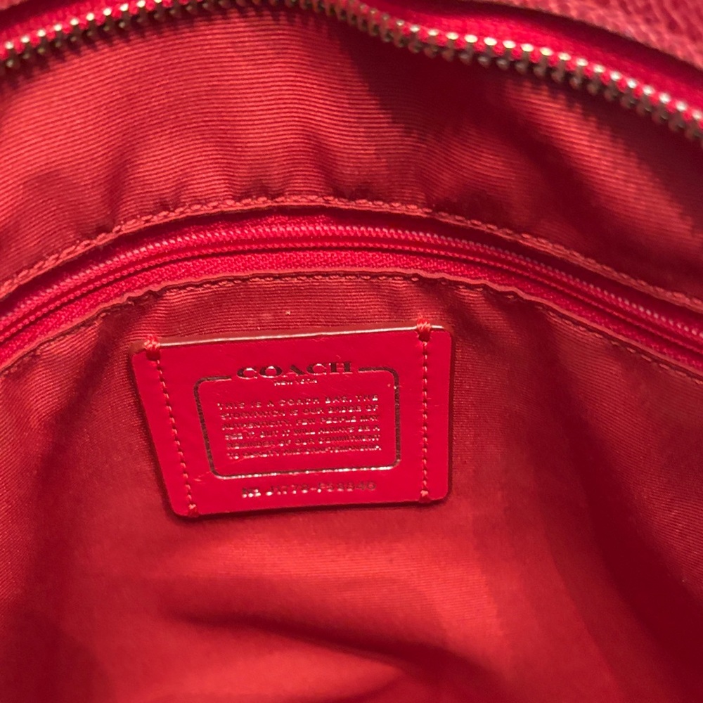 Coach leather Vibrant Red Women's Bag beautiful condition - Picture 3 of 9